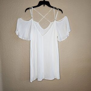Lulus Womens White Dress Or Tunic Size M. Cold Shoulder. Cottage